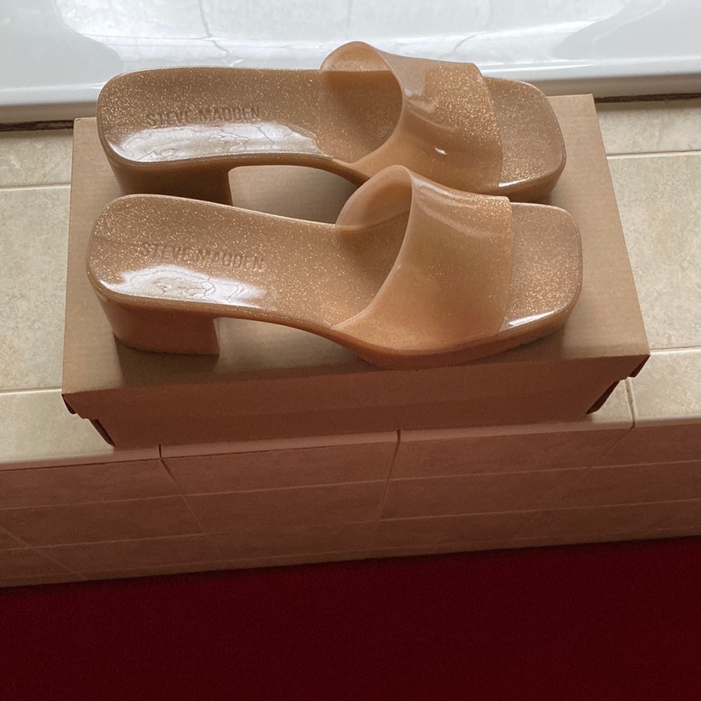 Steve Madden